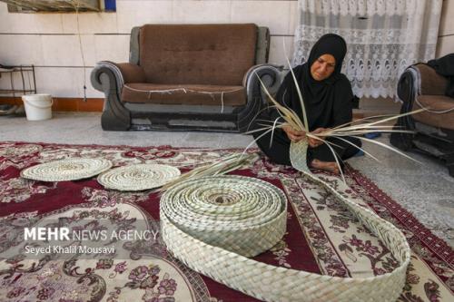 آمادگی برای هفته صنایع دستی