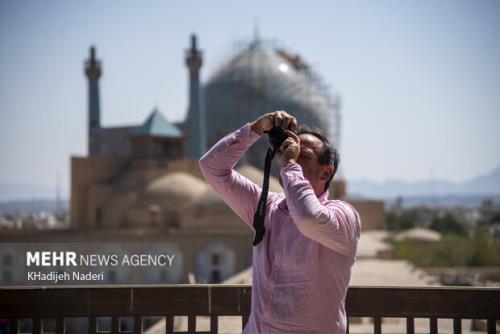 ۱ و چهار دهم میلیون نفر توریست به ایران آمدند