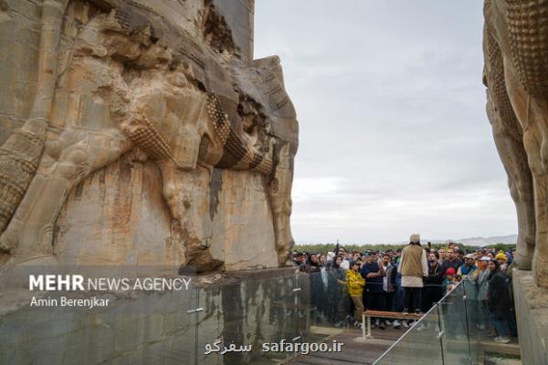 رونمایی از سند مالکیت مجموعه جهانی تخت جمشید