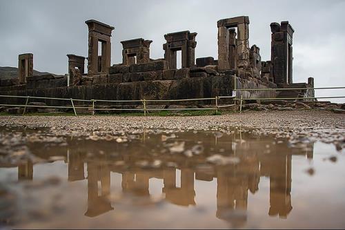 فرونشست دهشتناک زمین در تخت جمشید، نقش جهان و آرامگاه کوروش