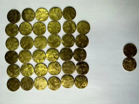 کشف ۳۷ سکه تاریخی مربوط به دوران ساسانیان در این شهر