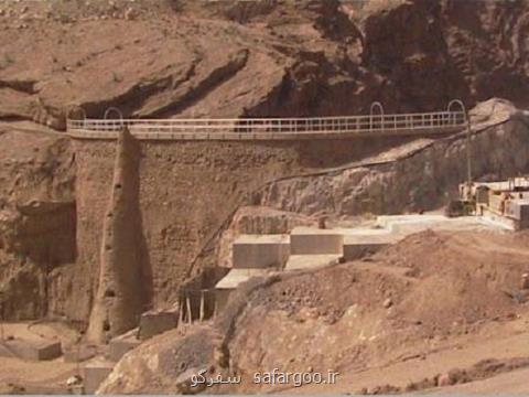میله های زنگ زده، سد تاریخی كریت را زندانی كردند