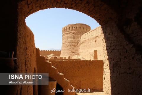 داستان تنها بازمانده شهر و رازهای قلعه مهرپادین بعلاوه تصاویر